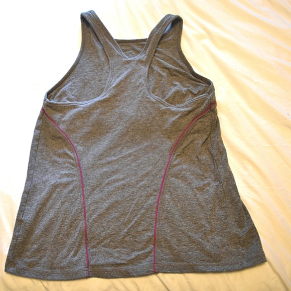 Joe Fresh Activewear Women's Tank top - Picture 4 of 4